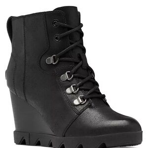 Sorel Women's Joan Uptown Lace Lug Sole Booties